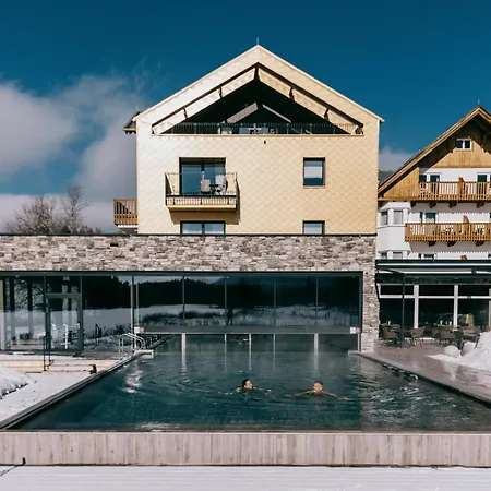 Seespitz Seefeld Superior Hotel