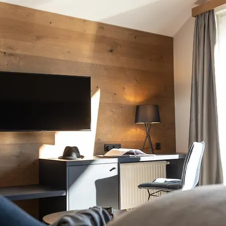 Seespitz Seefeld Superior - Adults & Residents Only Seefeld in Tirol
