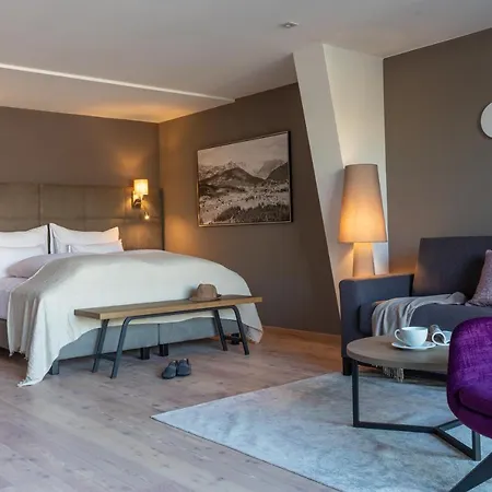 Seespitz Seefeld Superior - Adults & Residents Only 4*